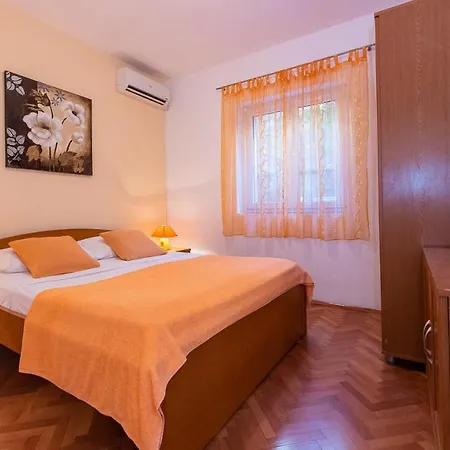 Million Dollar Terrace *