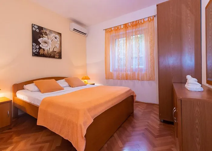 Million Dollar Terrace *