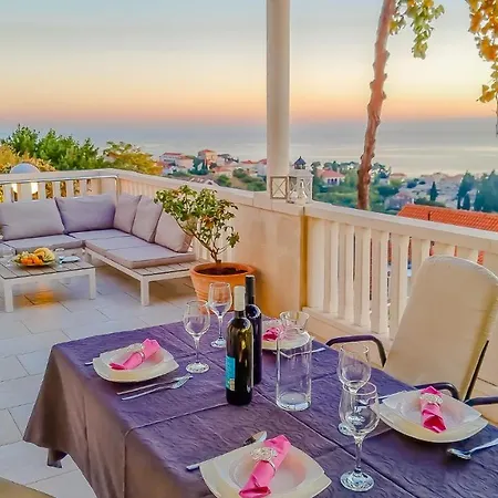 Million Dollar Terrace Apartman